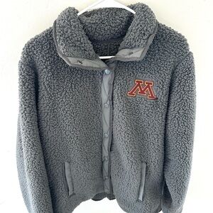 Men’s M or women’s XL Gray Sherpa Jacket with University of Minnesota Logo